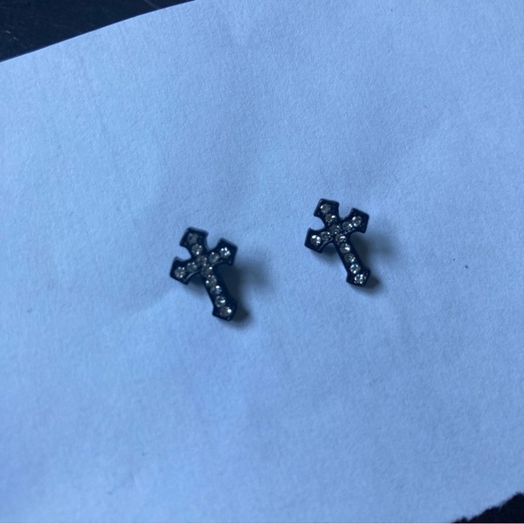 Rhinestone cross earrings - Picture 6 of 6